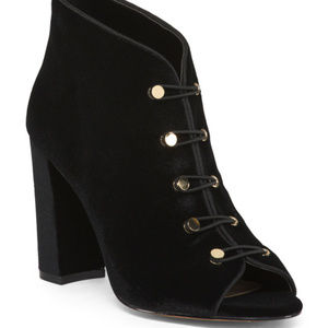 Beautiful velvet Vince Camuto chunky booties